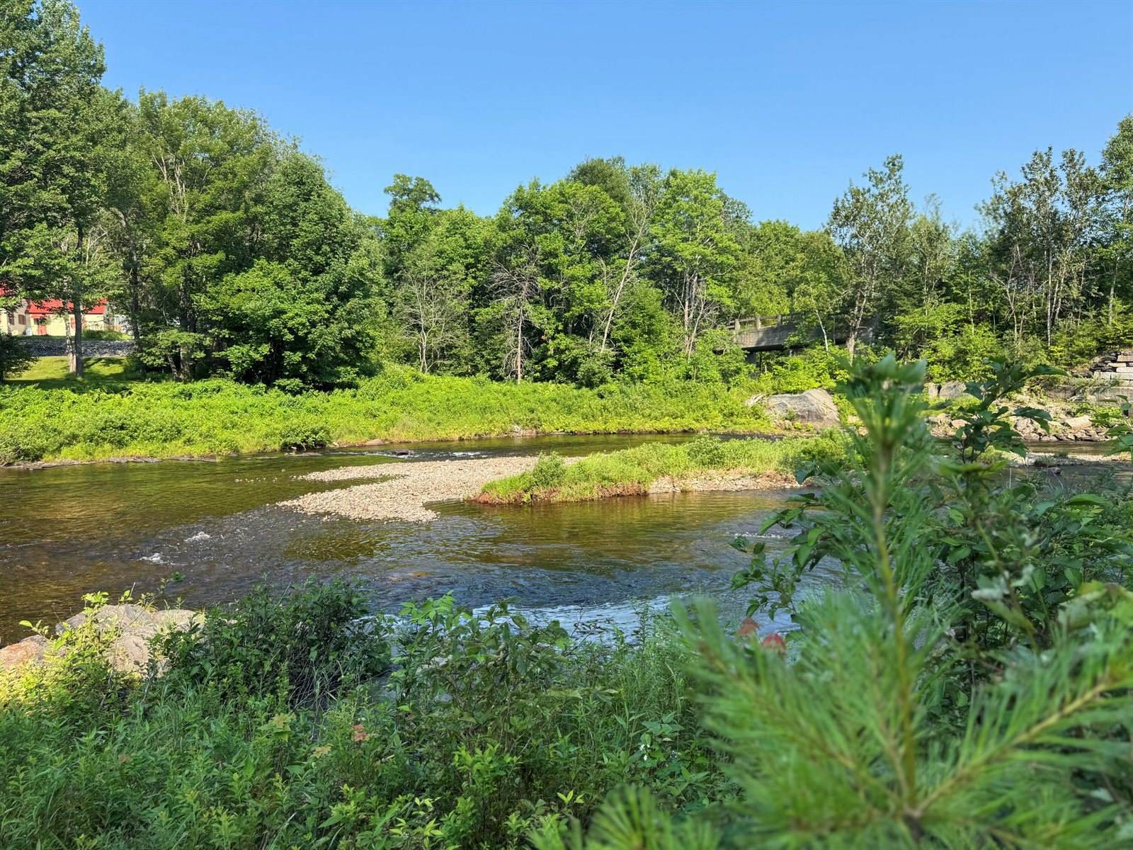 7 Pond Road, Abbot, ME 04406