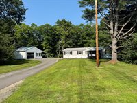 7 Pond Road, Abbot, ME 04406