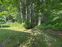7 Pond Road, Abbot, ME 04406