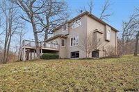 19719 Raven Drive, Louisville, NE 68037