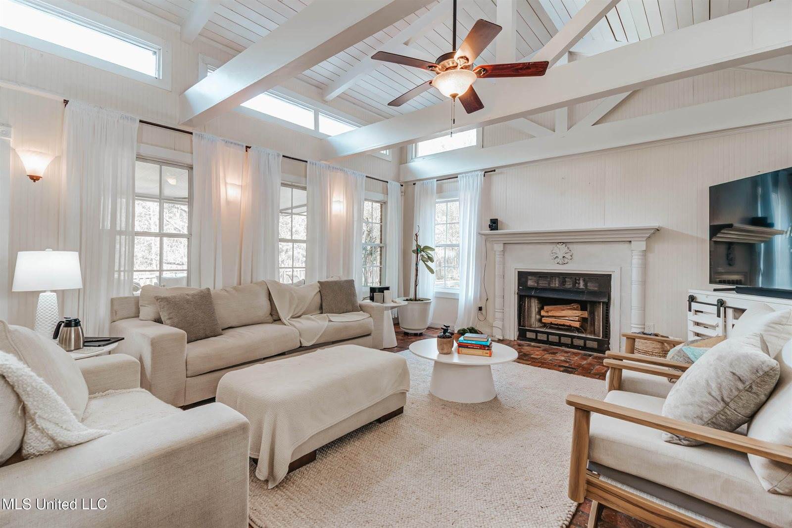 3016 Ed Parker Road, Moss Point, MS 39562