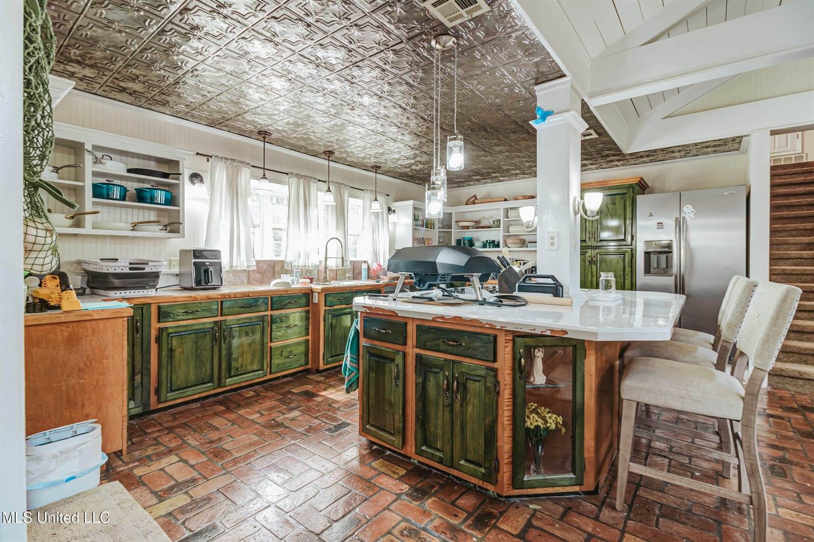 3016 Ed Parker Road, Moss Point, MS 39562