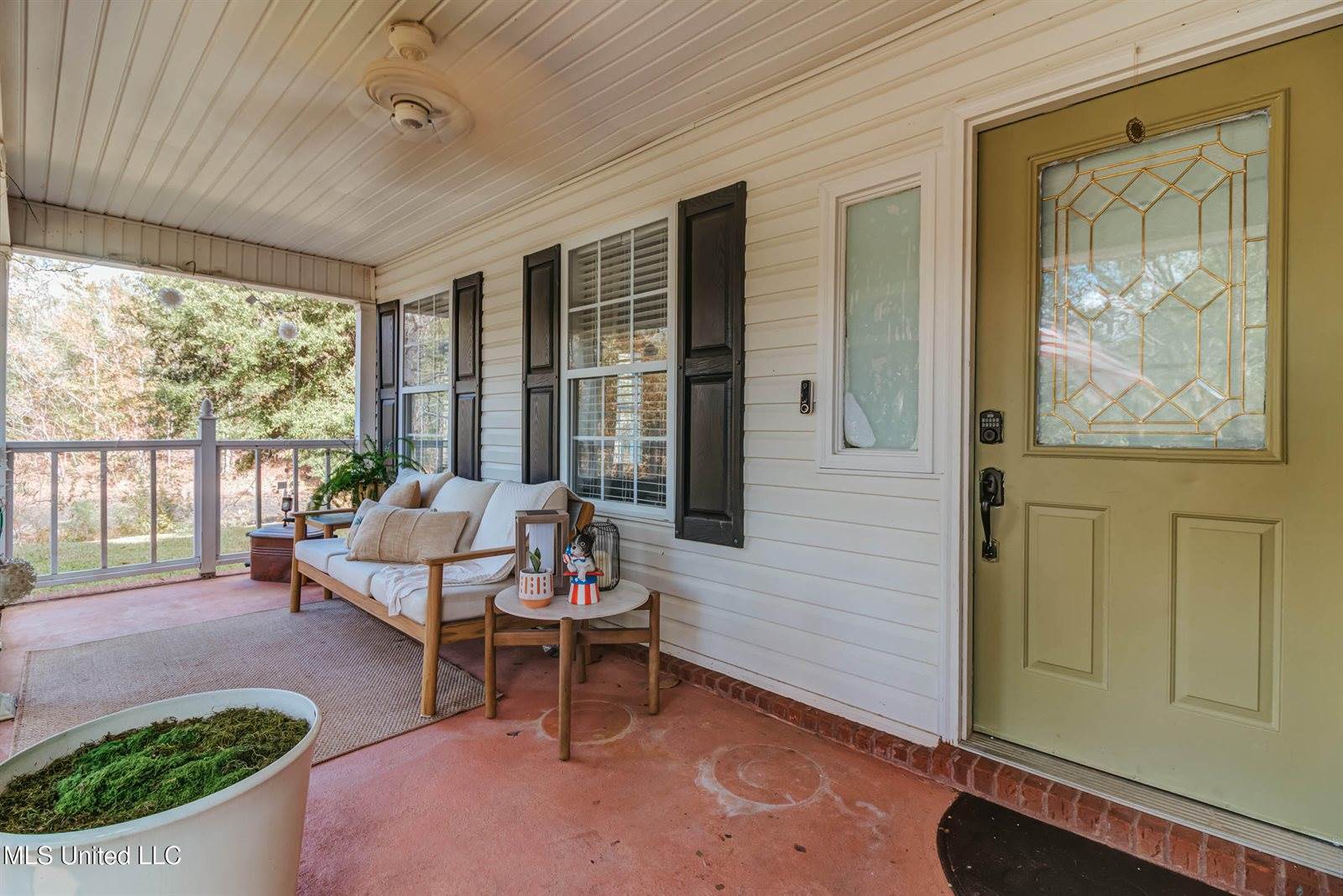 3016 Ed Parker Road, Moss Point, MS 39562