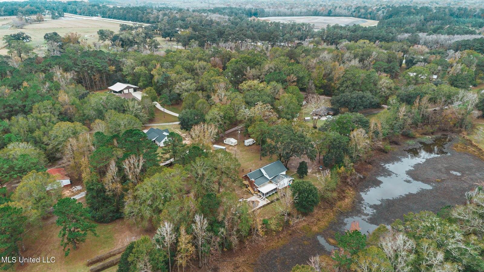 3016 Ed Parker Road, Moss Point, MS 39562
