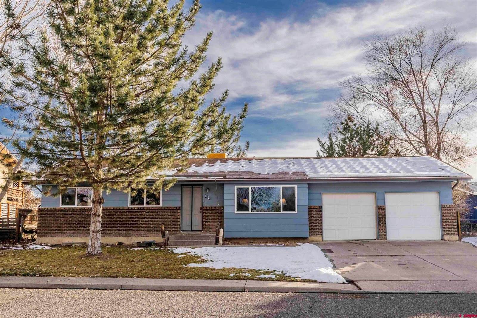 2102 Essex Street, Montrose, CO 81401
