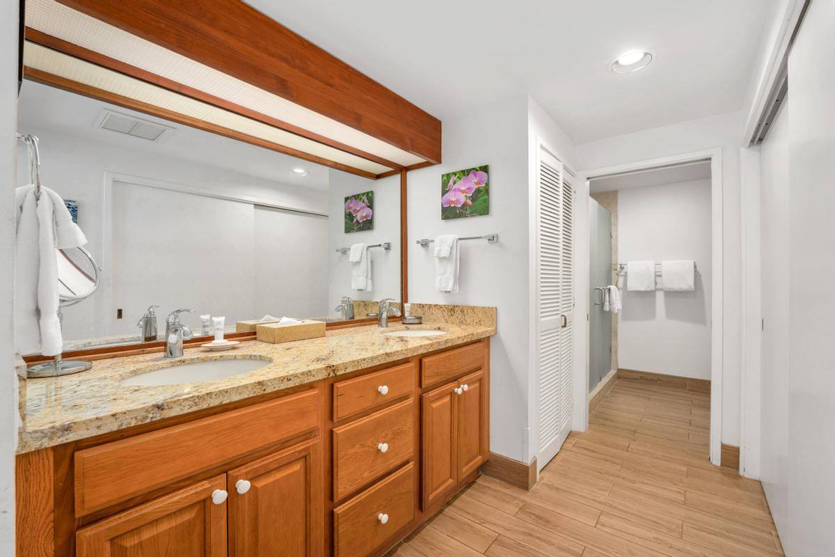 75-6040 Alii Dr, Kailua-Kona, HI 96740