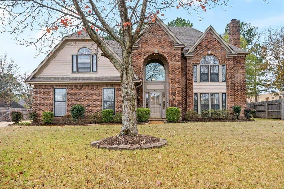 711 Autumn Winds Dr, Collierville, TN 38017