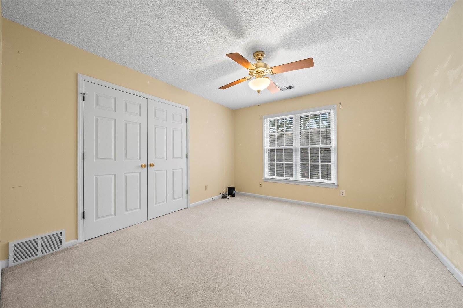 711 Autumn Winds Dr, Collierville, TN 38017