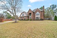711 Autumn Winds Dr, Collierville, TN 38017