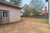 711 Autumn Winds Dr, Collierville, TN 38017