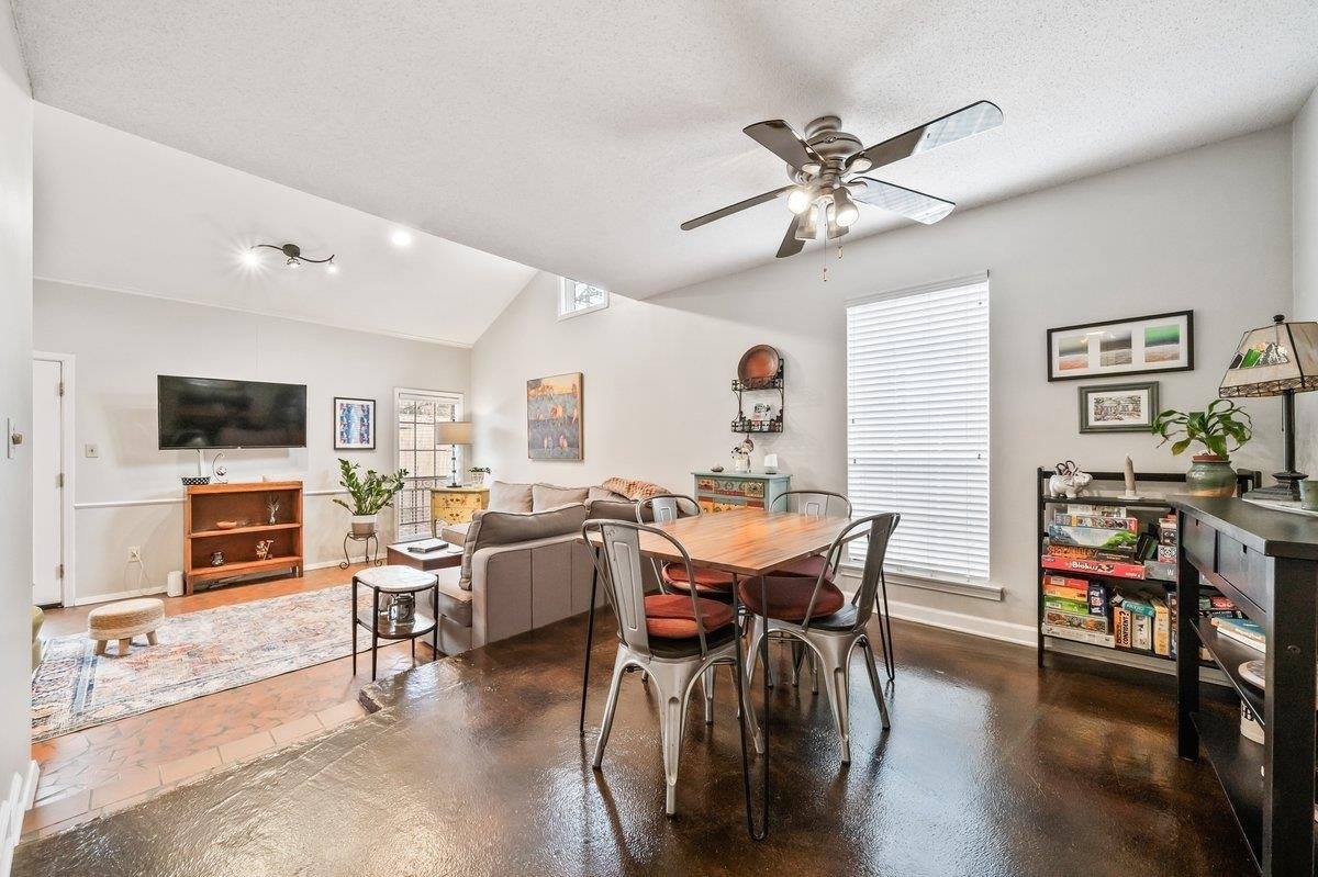 2171 Court St, Memphis, TN 38104