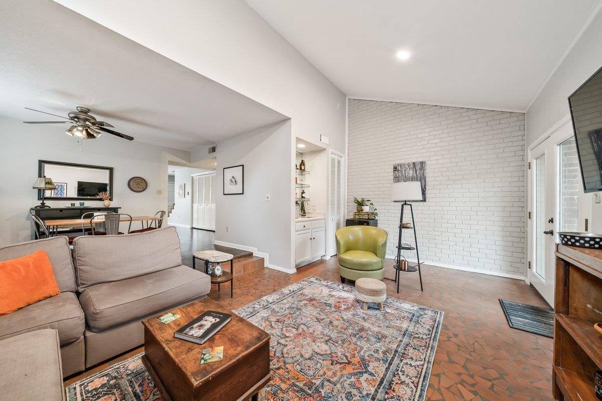 2171 Court St, Memphis, TN 38104