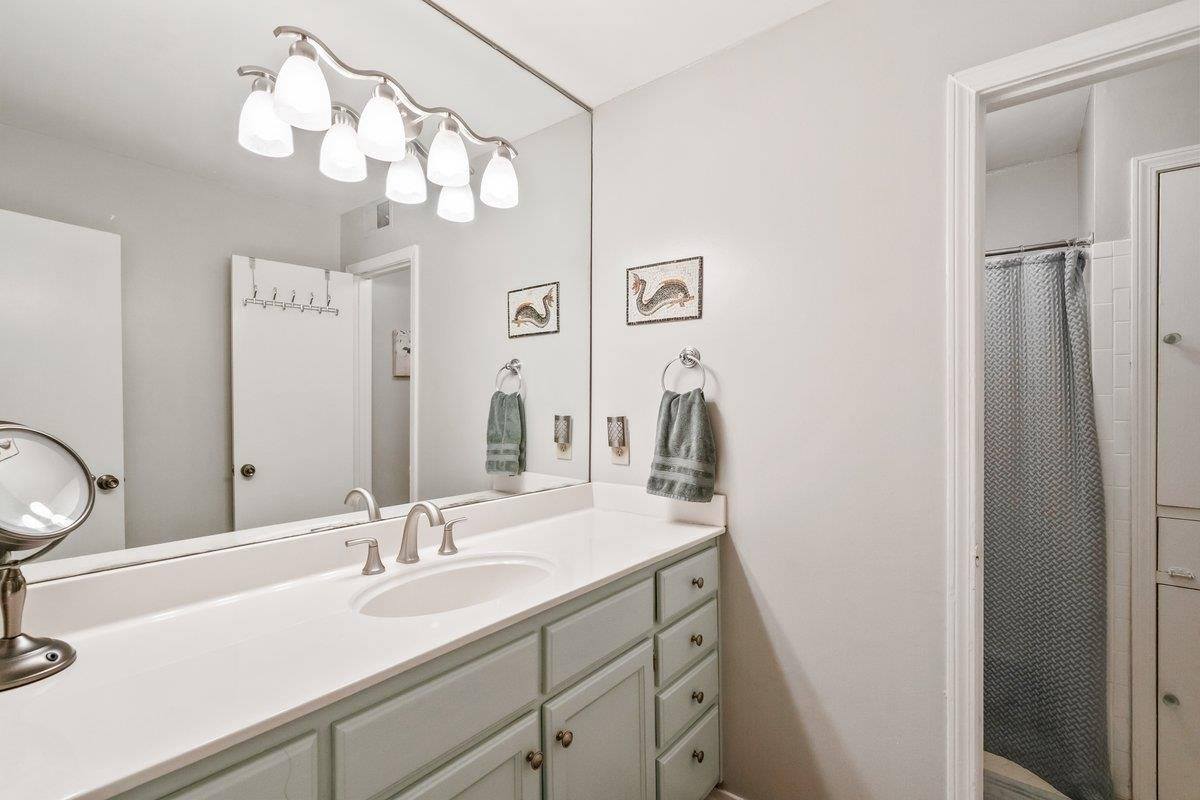 2171 Court St, Memphis, TN 38104