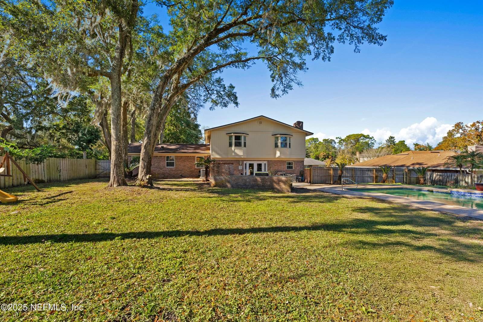 3511 Hermitage Road East, Jacksonville, FL 32277