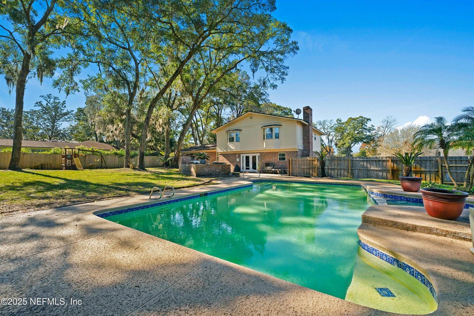 3511 Hermitage Road East, Jacksonville, FL 32277