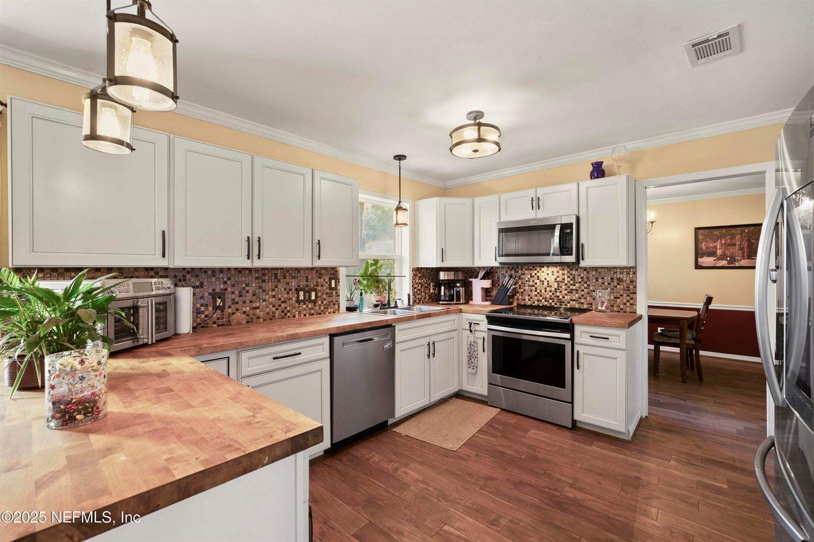 3511 Hermitage Road East, Jacksonville, FL 32277