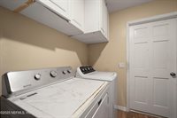 3511 Hermitage Road East, Jacksonville, FL 32277