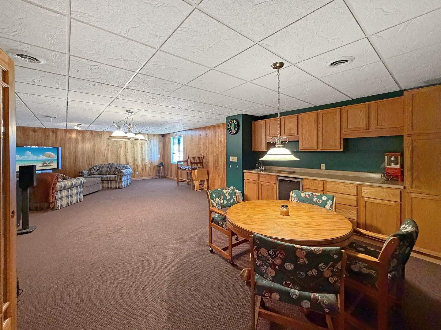 222 West Exchange Street, Freeport, IL 61032