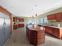 222 West Exchange Street, Freeport, IL 61032