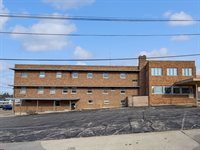 222 West Exchange Street, Freeport, IL 61032