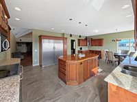 222 West Exchange Street, Freeport, IL 61032