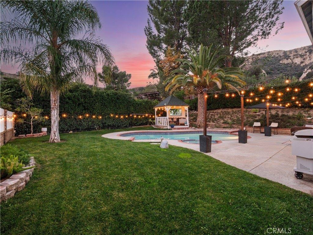 28316 Royal Drive, Castaic, CA 91384