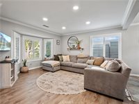 28316 Royal Drive, Castaic, CA 91384