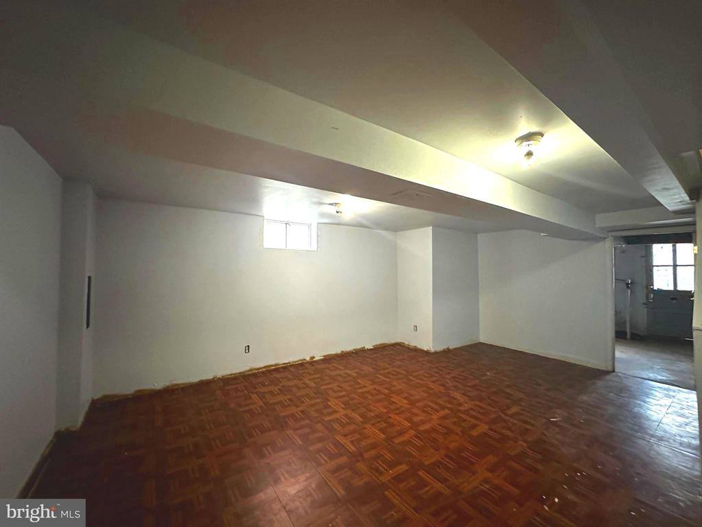 5327 Todd Avenue, Baltimore, MD 21206