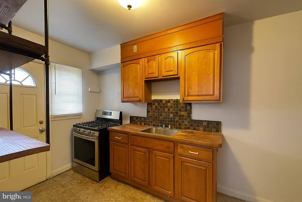 5327 Todd Avenue, Baltimore, MD 21206