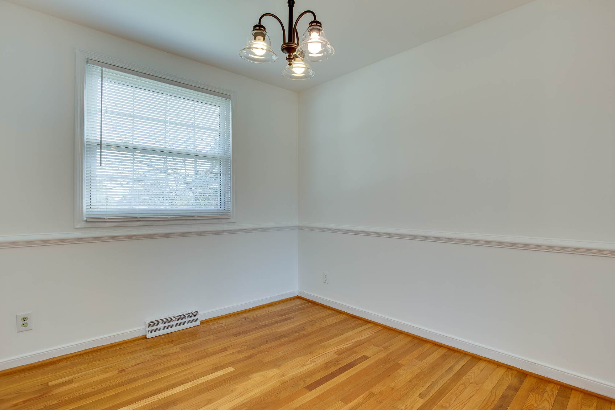 3909 Longleaf Dr, Richmond, VA 23294