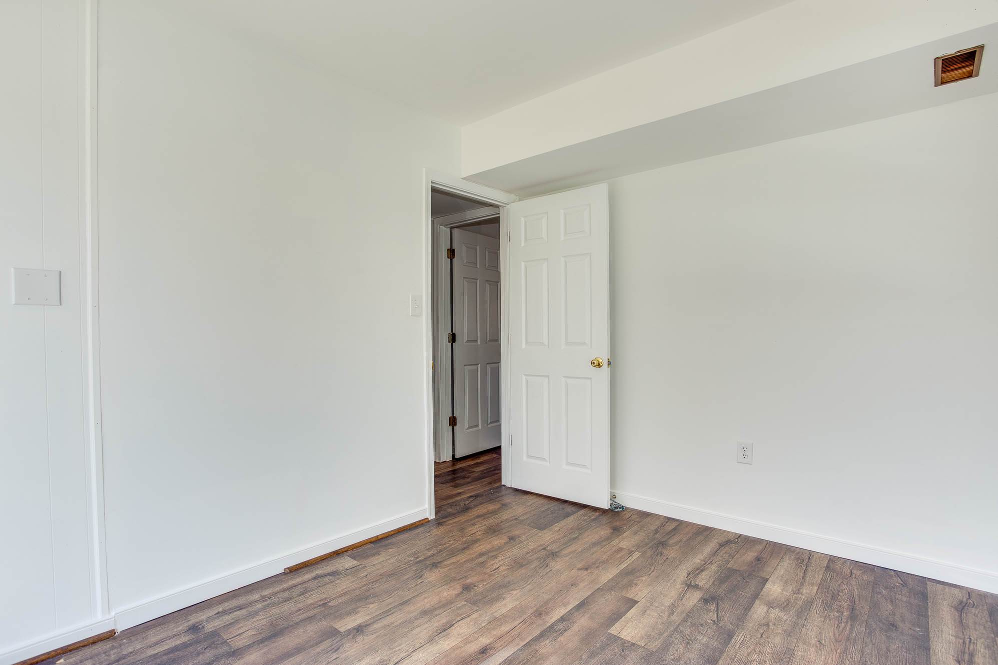 3909 Longleaf Dr, Richmond, VA 23294