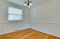 3909 Longleaf Dr, Richmond, VA 23294