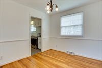 3909 Longleaf Dr, Richmond, VA 23294