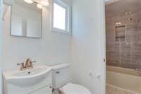 3909 Longleaf Dr, Richmond, VA 23294