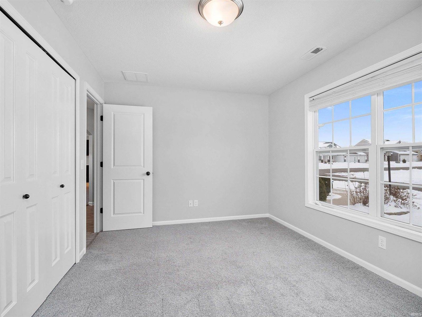 9704 Chadwick Lane, Fort Wayne, IN 46808