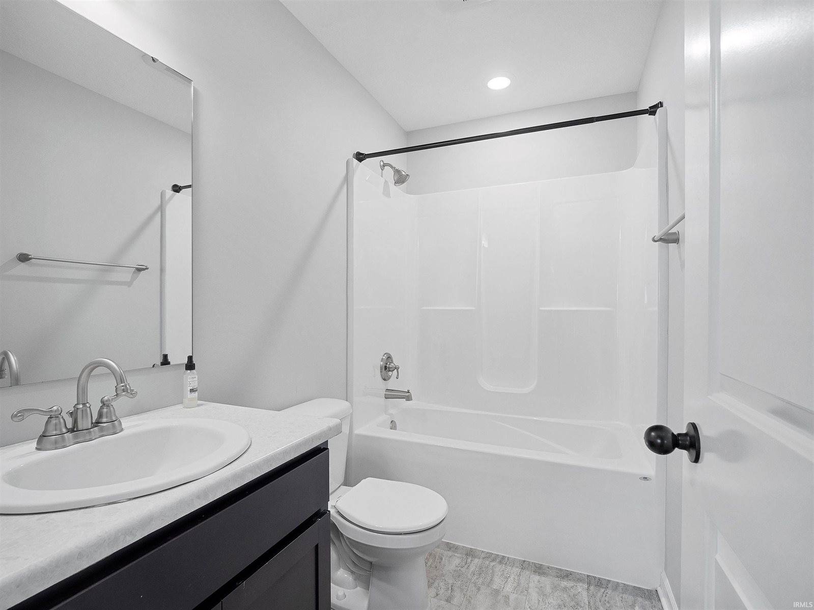 9704 Chadwick Lane, Fort Wayne, IN 46808