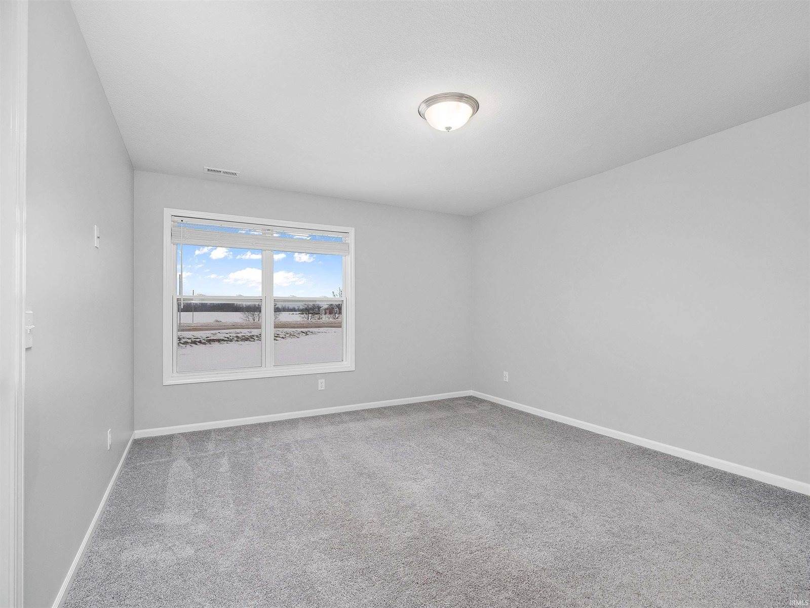 9704 Chadwick Lane, Fort Wayne, IN 46808