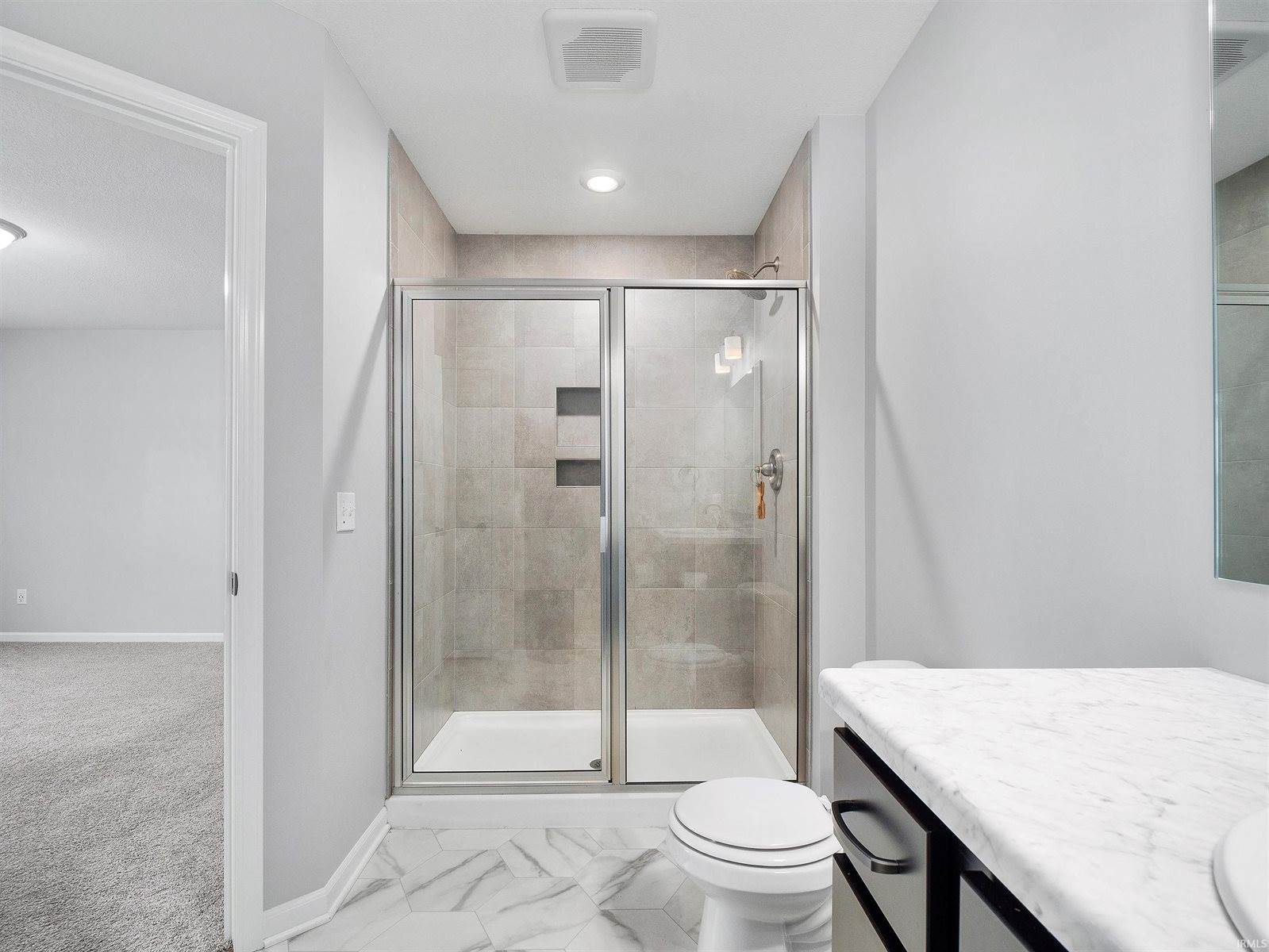 9704 Chadwick Lane, Fort Wayne, IN 46808