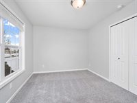 9704 Chadwick Lane, Fort Wayne, IN 46808