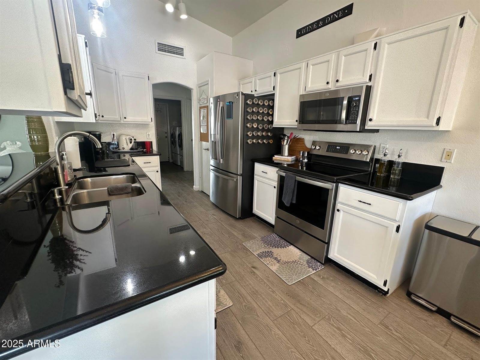 1416 East Chicago Circle, Chandler, AZ 85225