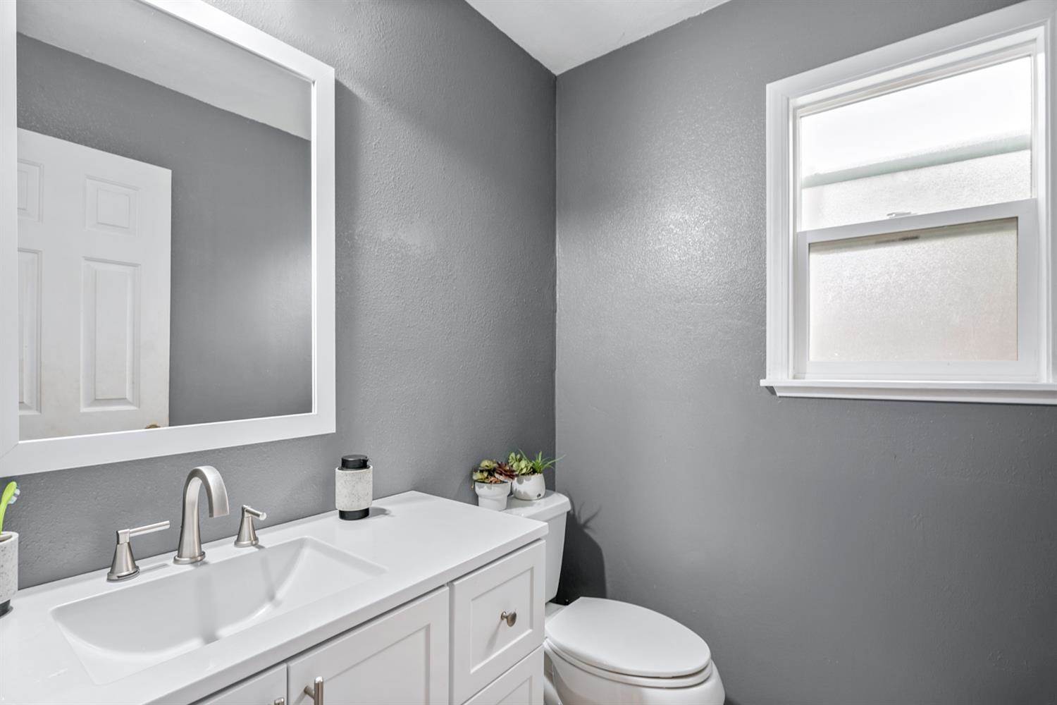 1755 3rd Street, Lincoln, CA 95648