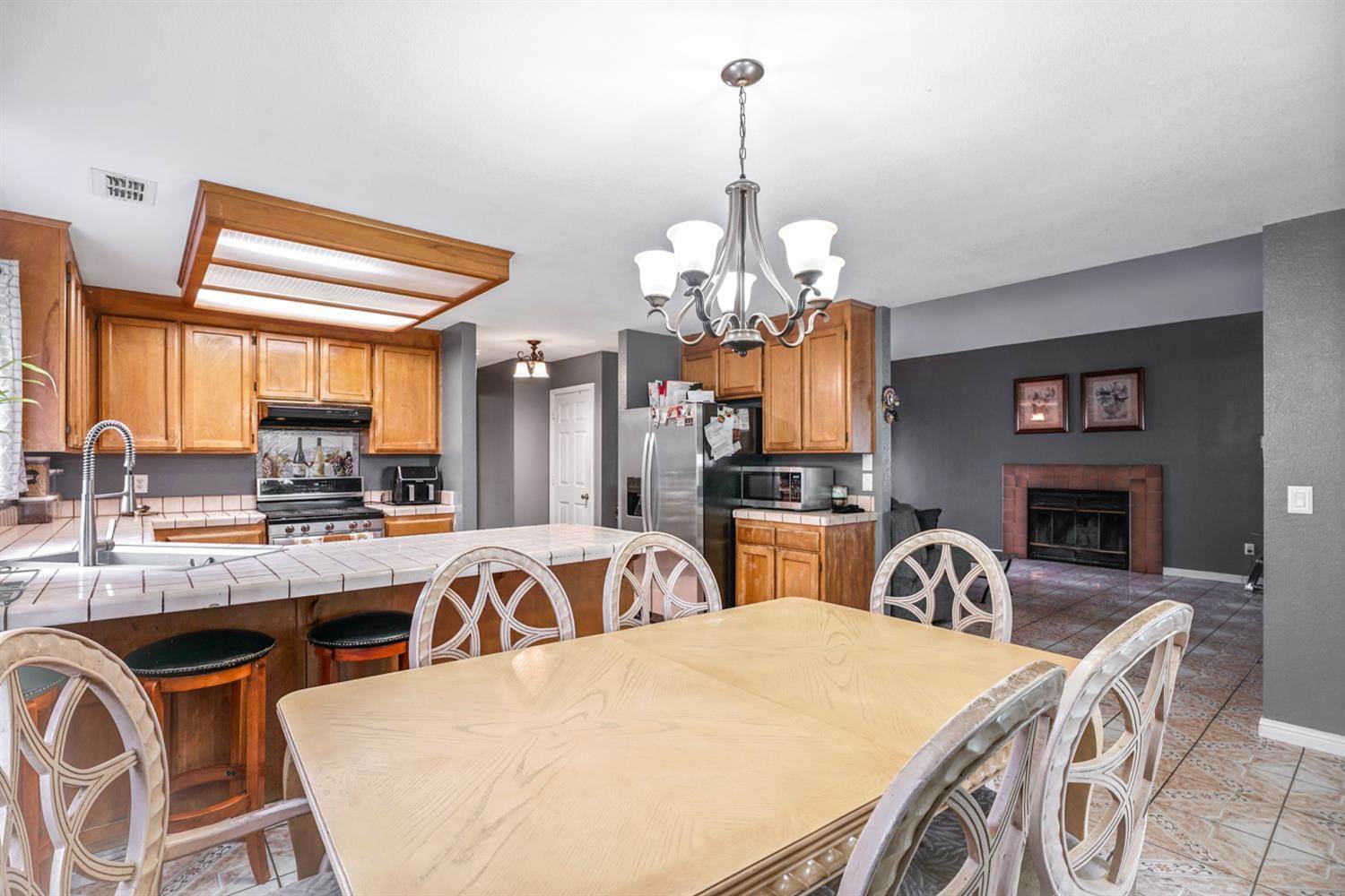 1755 3rd Street, Lincoln, CA 95648