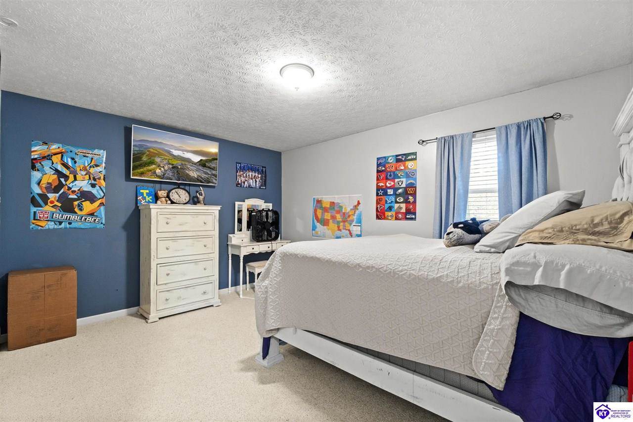 278 Redmar Lane, Radcliff, KY 40160