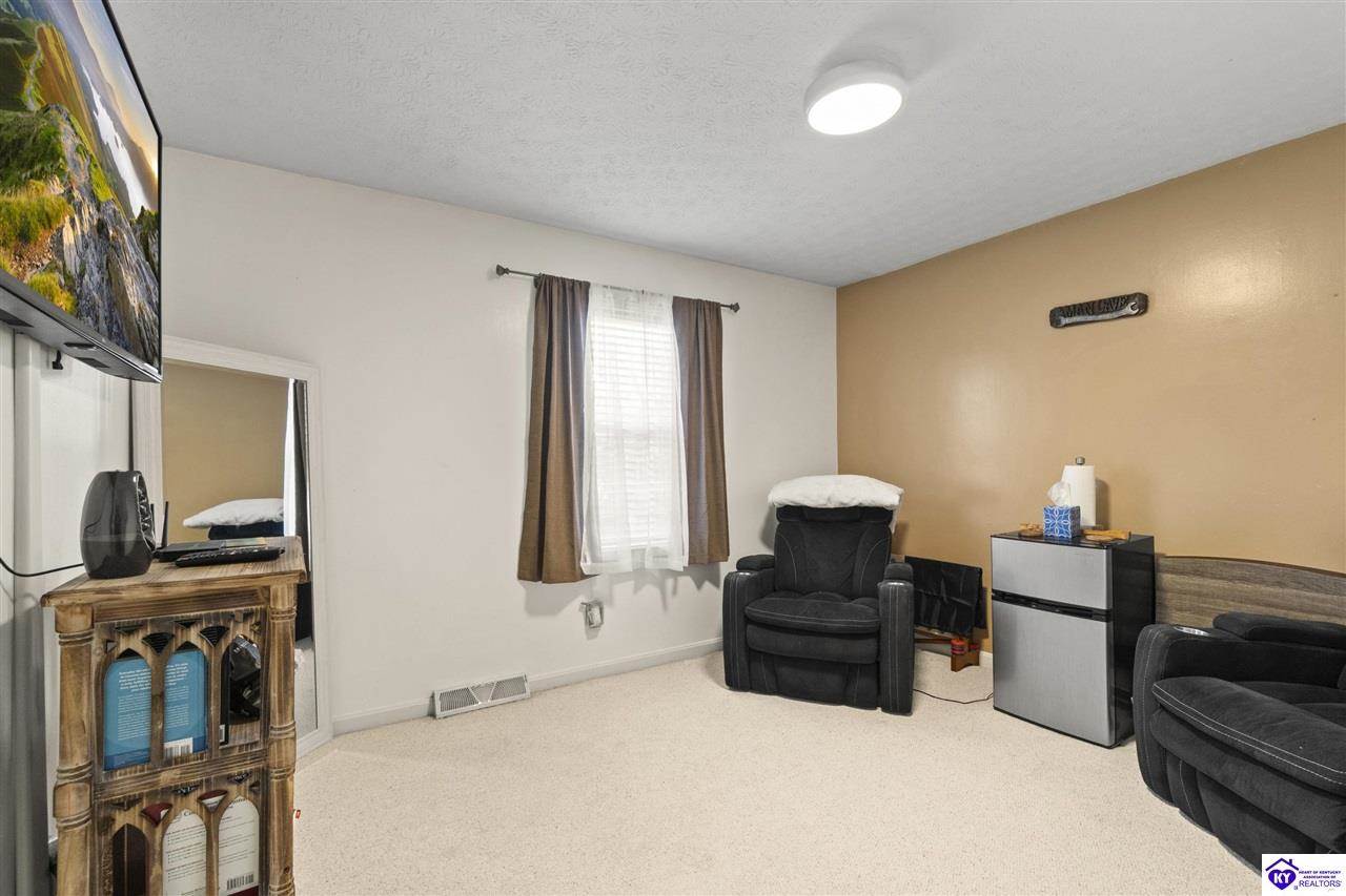 278 Redmar Lane, Radcliff, KY 40160