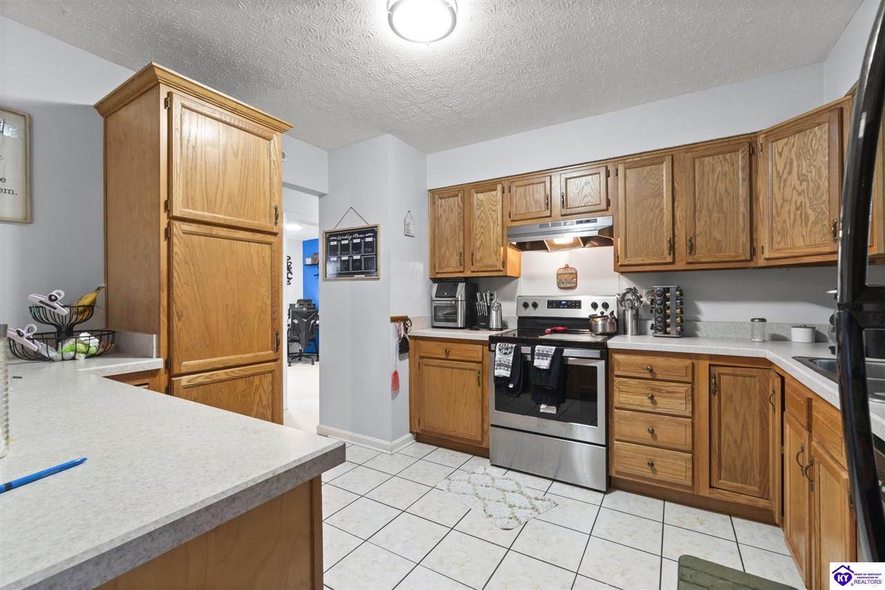 278 Redmar Lane, Radcliff, KY 40160