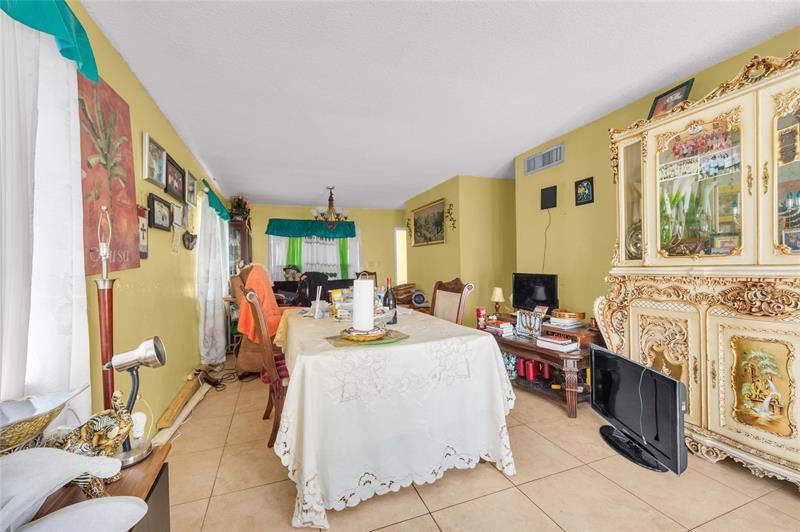 1511 NW 43rd Ave 206, #206, Lauderhill, FL 33313