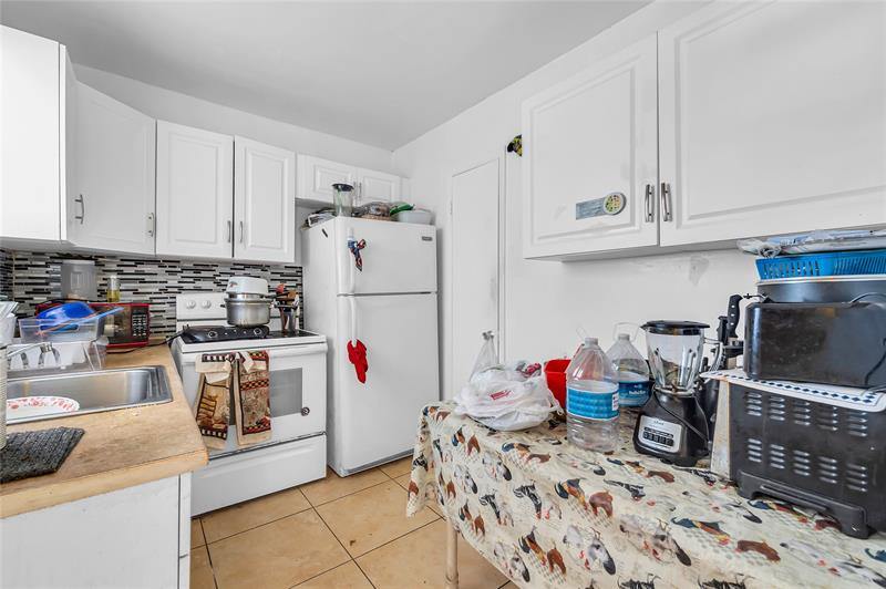 1511 NW 43rd Ave 206, #206, Lauderhill, FL 33313