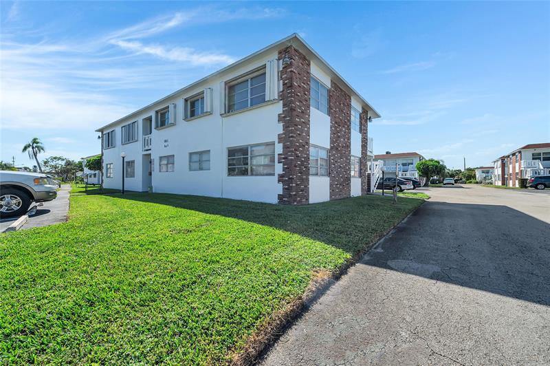 1511 NW 43rd Ave 206, #206, Lauderhill, FL 33313