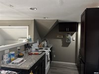 510 2ND Street, De Witt, IA 52742