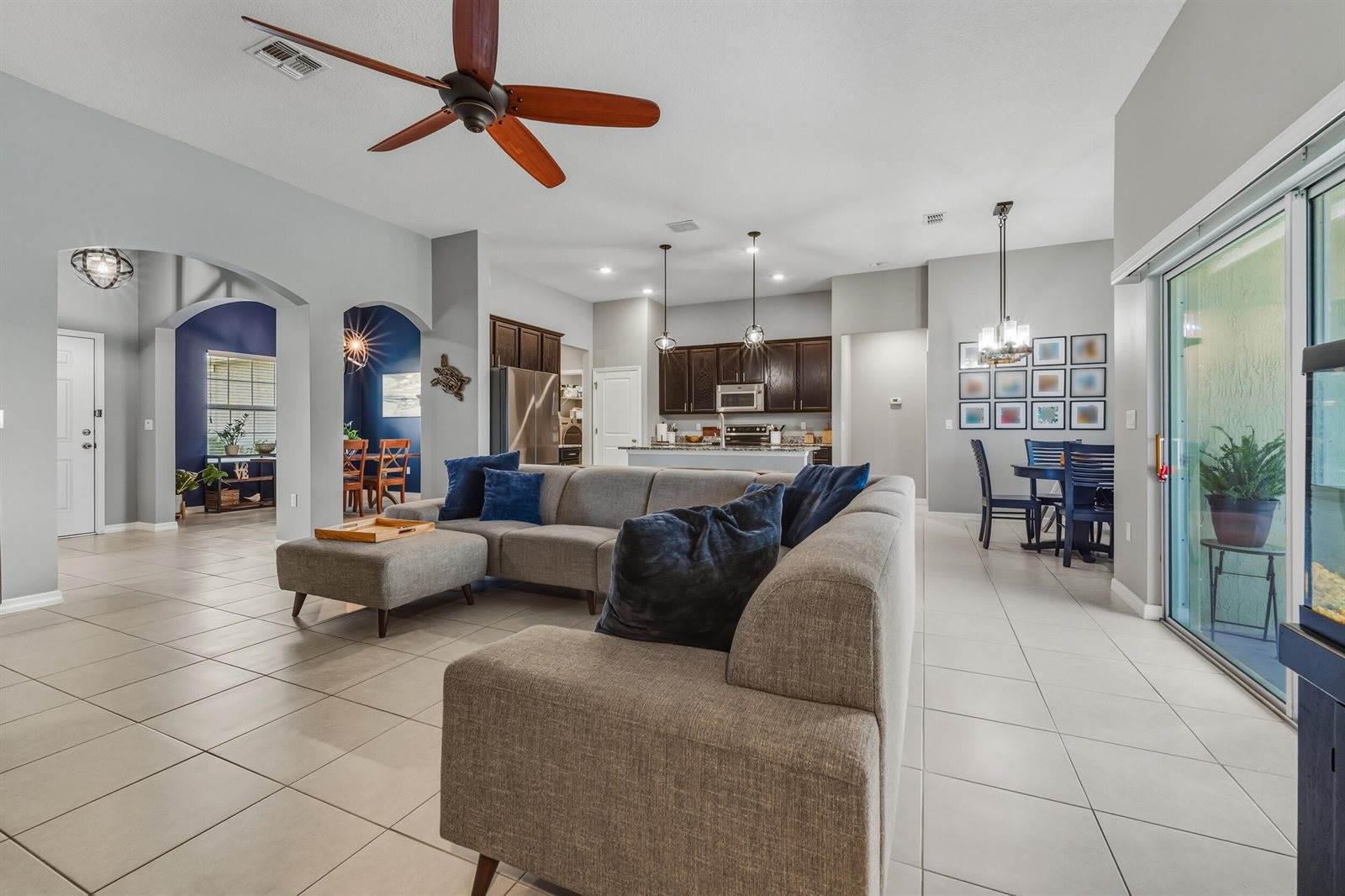 5265 NW East Delwood Drive, Port Saint Lucie, FL 34986